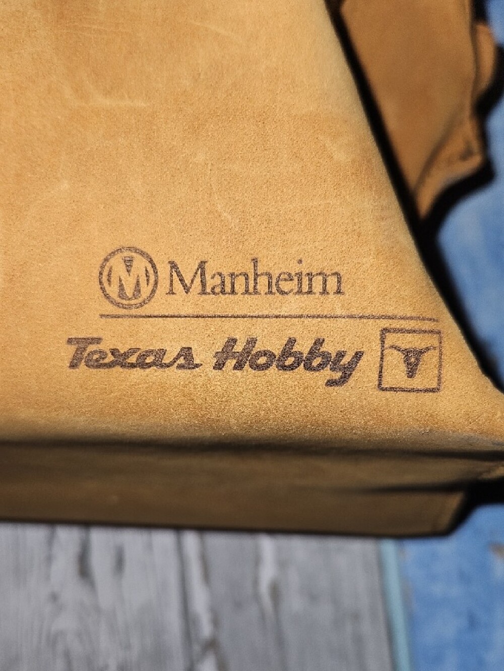 Manheim- Texas Hobby-Big Mouth Leather Toiletry Bag